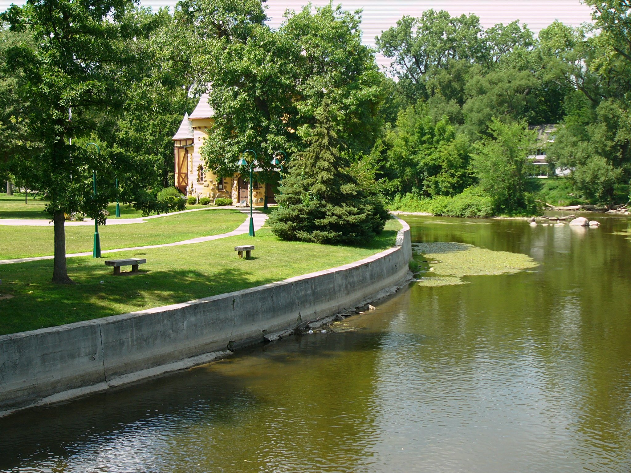 Owosso, Michigan: Visit with Indian Trails