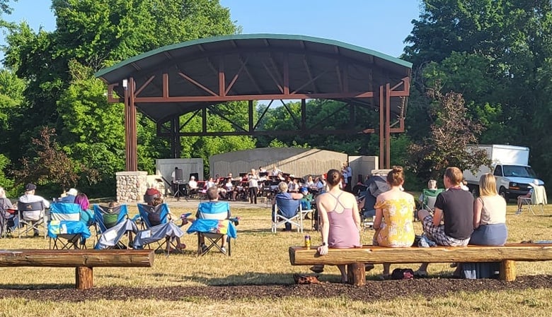 Big Rapids, Michigan - Visit with Indian Trails